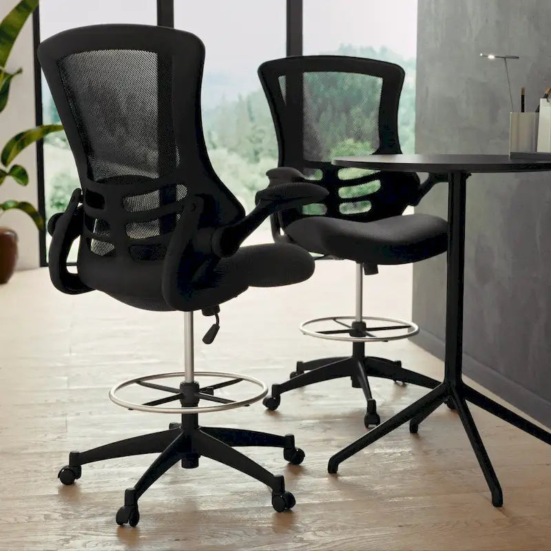 Fauteuil de bureau ergonomique mi-dos en maille avec accoudoirs relevables et repose-pieds réglable