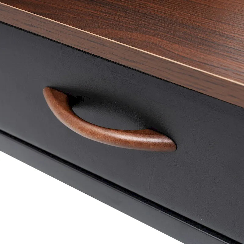 Bureau d'ordinateur avec étagère, prise de courant et ports USB